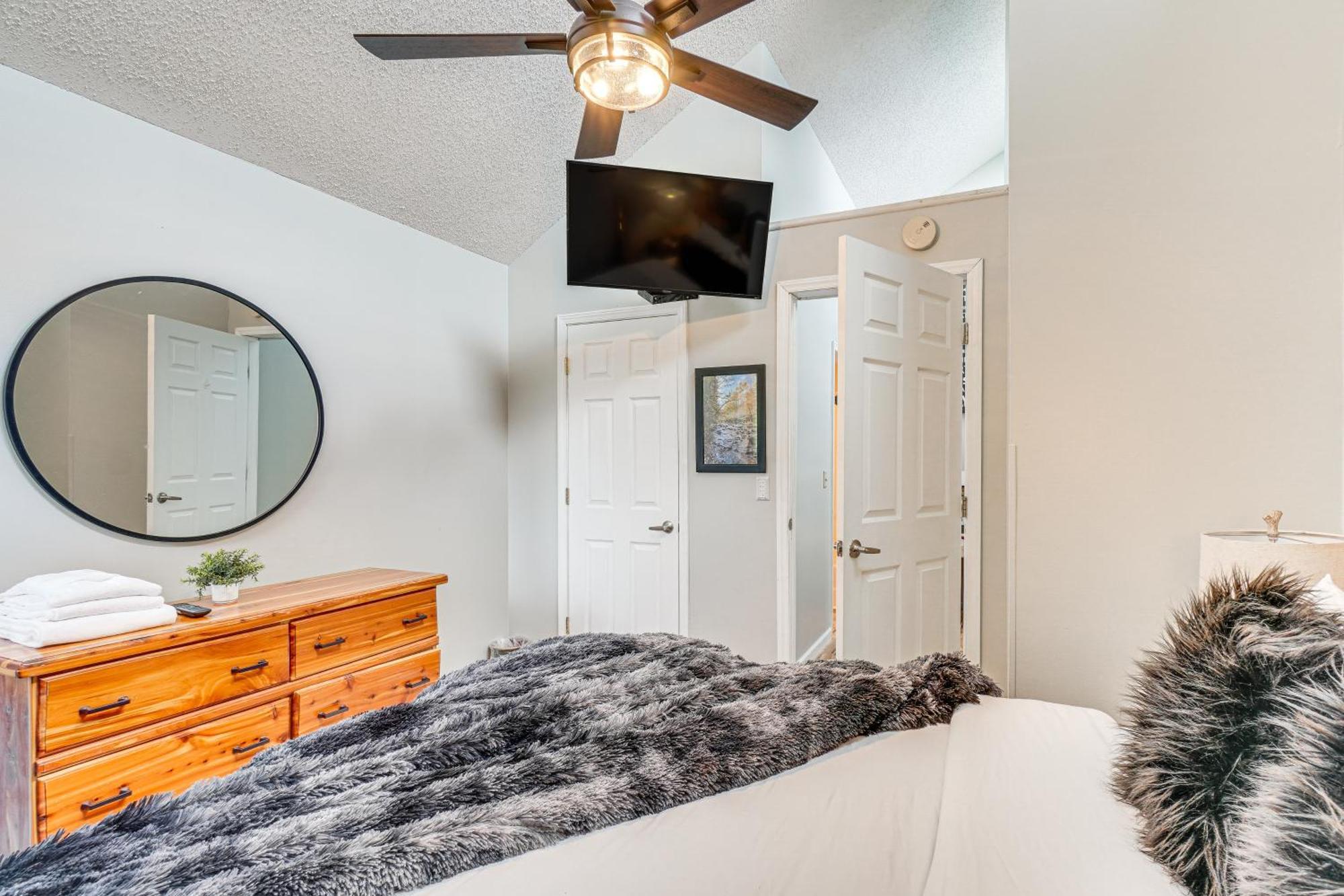 Downtown Gatlinburg Condo With Mountain-View Balcony Exterior foto
